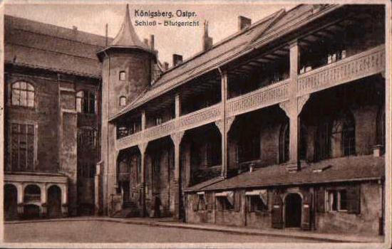 Blick auf den Eingang ins Blutgericht in Königsberg (Pr.)