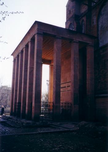 Das Kantgrabmal am Königsberger Dom